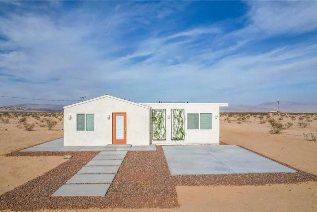 Serene Modern Home Backdoor With Great Wifi, Games, Movies, Patio Seating And Bbq Easy Access To North Joshua Tree National Park In 10 Minutes ทเวนตีไนน์พาล์มส์ ภายนอก รูปภาพ