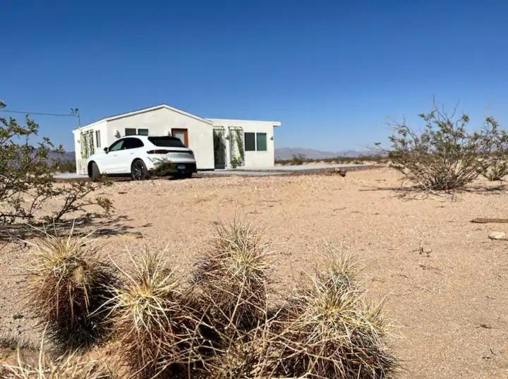 Serene Modern Home Backdoor With Great Wifi, Games, Movies, Patio Seating And Bbq Easy Access To North Joshua Tree National Park In 10 Minutes ทเวนตีไนน์พาล์มส์ ภายนอก รูปภาพ