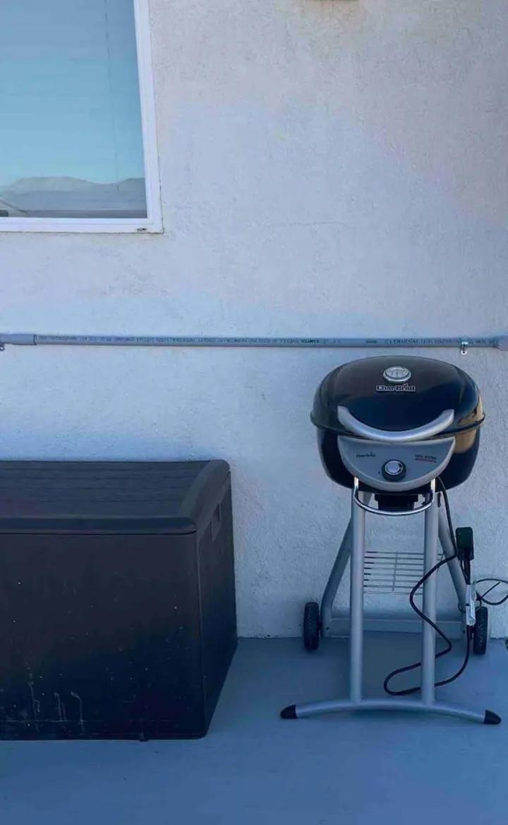 Serene Modern Home Backdoor With Great Wifi, Games, Movies, Patio Seating And Bbq Easy Access To North Joshua Tree National Park In 10 Minutes ทเวนตีไนน์พาล์มส์ ภายนอก รูปภาพ