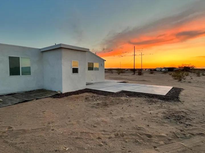 Serene Modern Home Backdoor With Great Wifi, Games, Movies, Patio Seating And Bbq Easy Access To North Joshua Tree National Park In 10 Minutes ทเวนตีไนน์พาล์มส์ ภายนอก รูปภาพ
