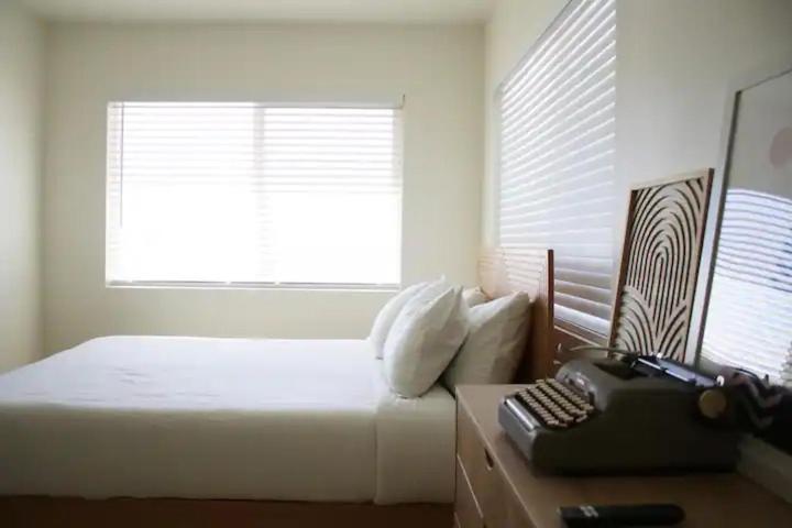 Serene Modern Home Backdoor With Great Wifi, Games, Movies, Patio Seating And Bbq Easy Access To North Joshua Tree National Park In 10 Minutes ทเวนตีไนน์พาล์มส์ ภายนอก รูปภาพ