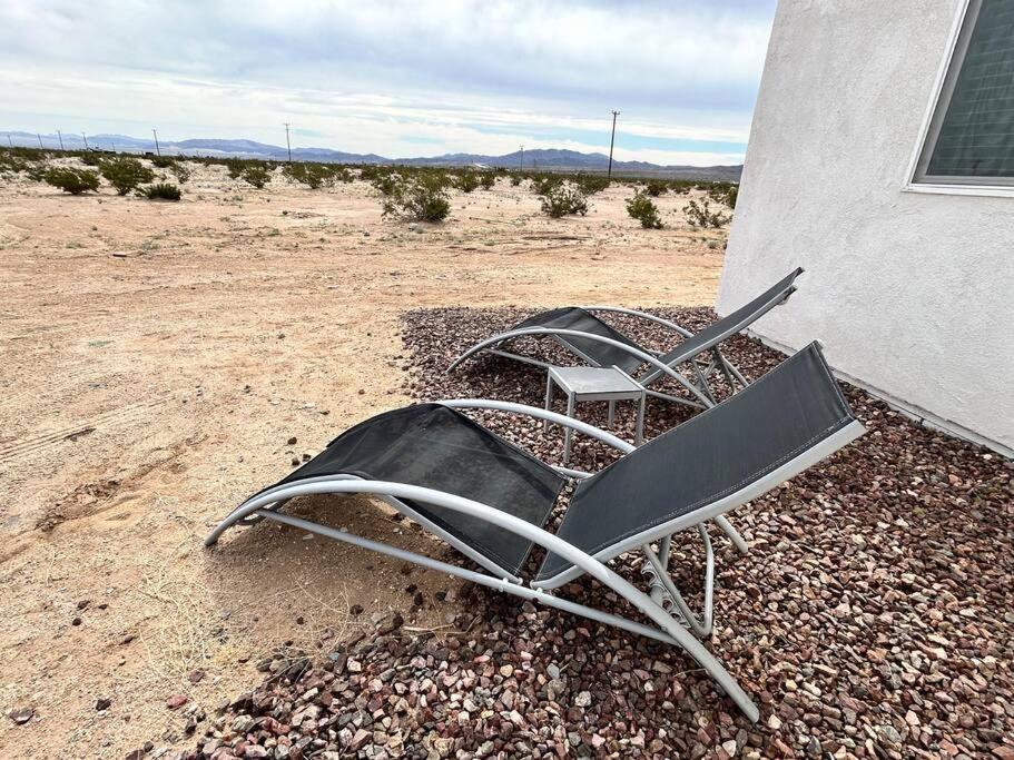 Serene Modern Home Backdoor With Great Wifi, Games, Movies, Patio Seating And Bbq Easy Access To North Joshua Tree National Park In 10 Minutes ทเวนตีไนน์พาล์มส์ ภายนอก รูปภาพ