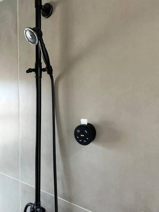 Serene Modern Home Backdoor With Great Wifi, Games, Movies, Patio Seating And Bbq Easy Access To North Joshua Tree National Park In 10 Minutes ทเวนตีไนน์พาล์มส์ ภายนอก รูปภาพ